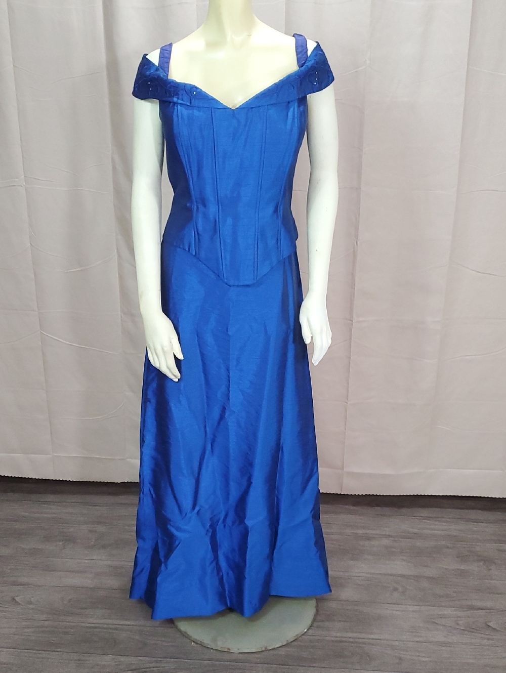 Off-Shoulder Royal Blue Prom Gown